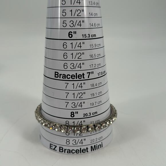 Silver rhinestone encrusted bangle bracelet - Picture 4 of 4